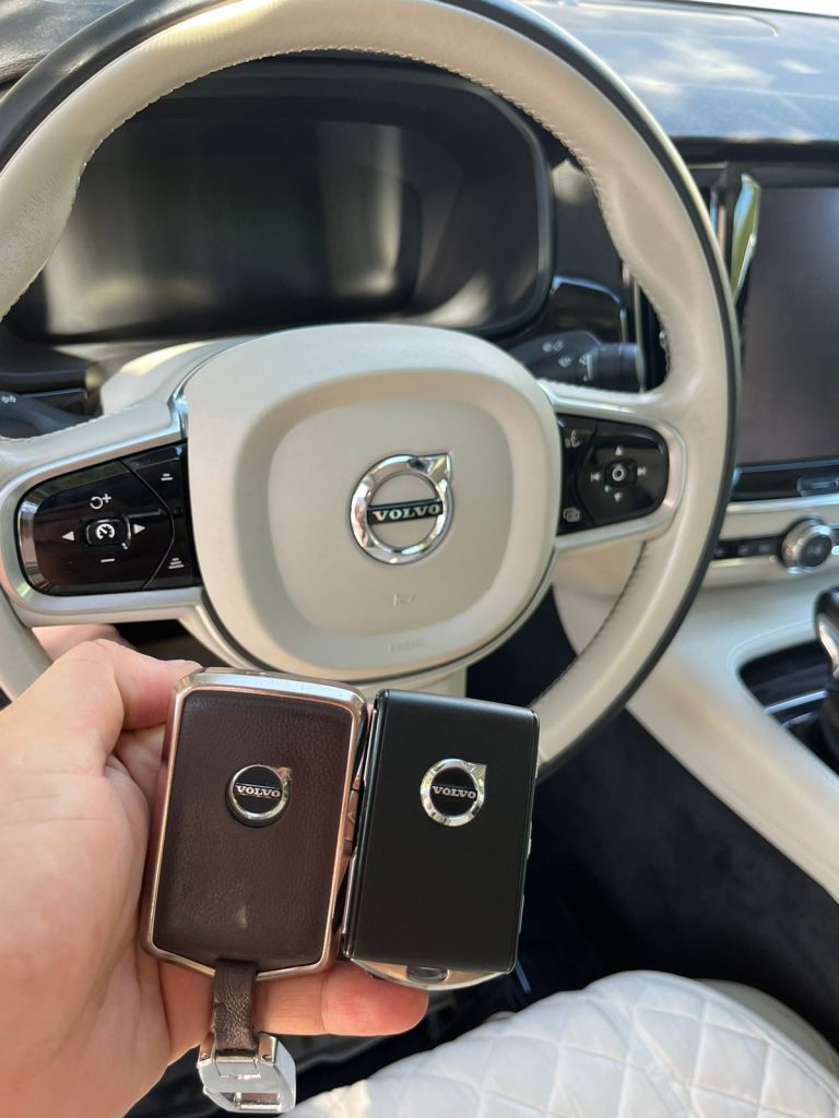 Вскрытие автомобилей
